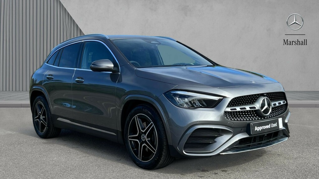 Mercedes-Benz GLA Class Gla 200 Amg Line Executive Grey