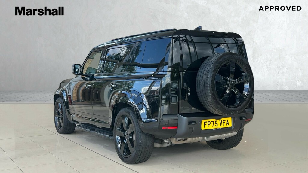 Land Rover Defender 110 Defender 3.0 D250 X-dynamic Hse 110 7 Se FP75VFA Black #2