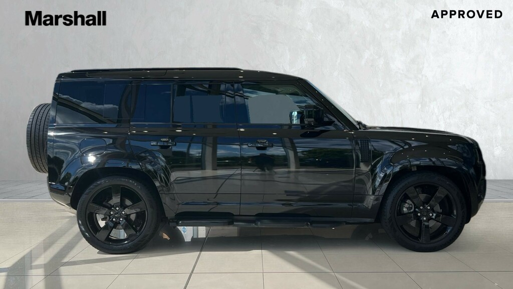 Land Rover Defender 110 Defender 3.0 D250 X-dynamic Hse 110 7 Se FP75VFA Black #5