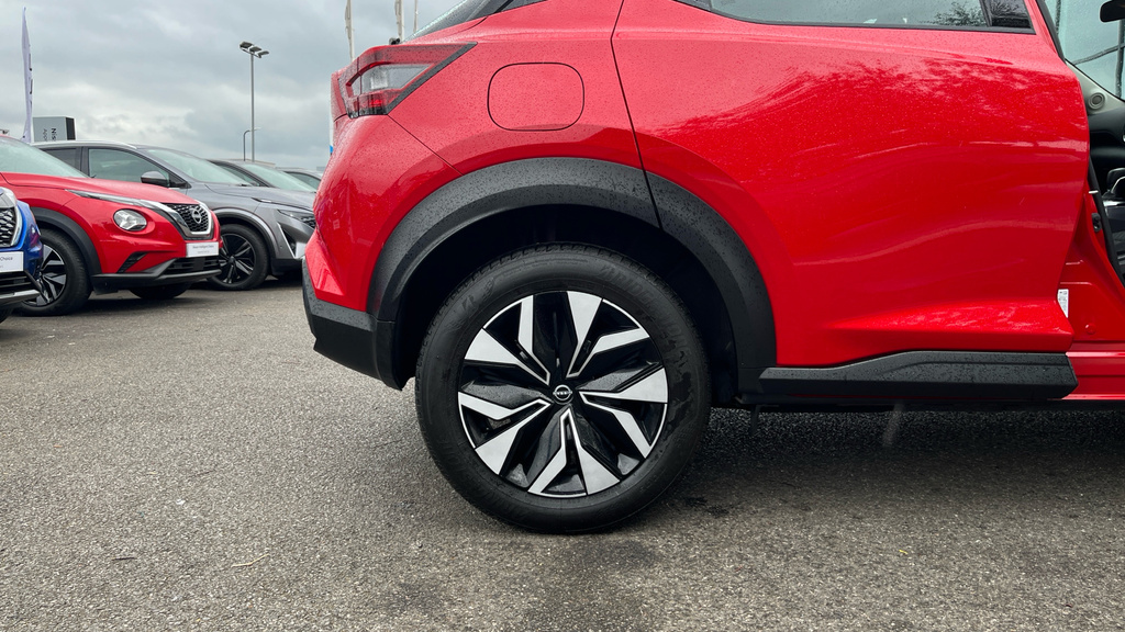 Nissan Juke Juke 1.0 Dig-t 114 Acenta Dct DY24USS Red #4