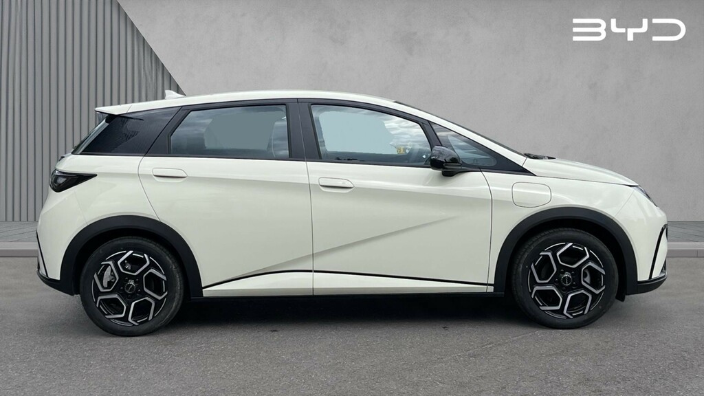 Byd Dolphin Dolphin 130Kw Boost 44.9Kwh LG26XRV White #2