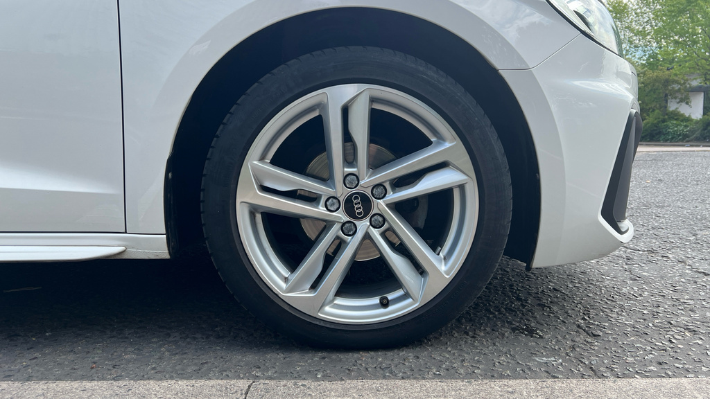 Audi A1 A1 25 Tfsi S Line S Tronic LV72RKX White #5