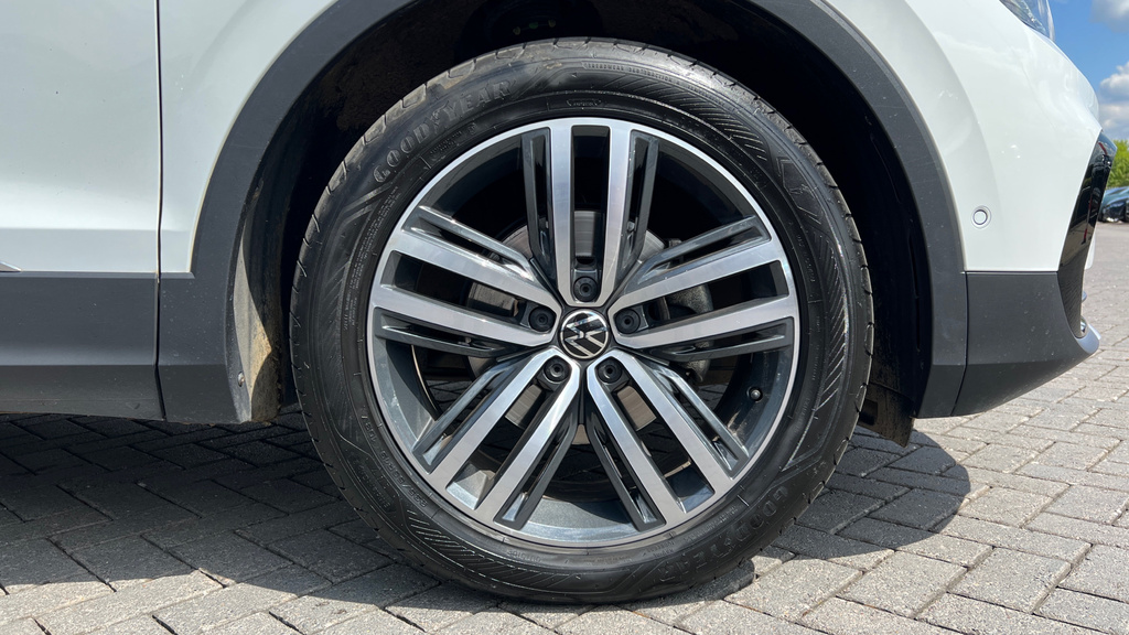 Volkswagen Tiguan Tiguan 1.5 Tsi 150 Elegance Dsg RF23KVV White #5