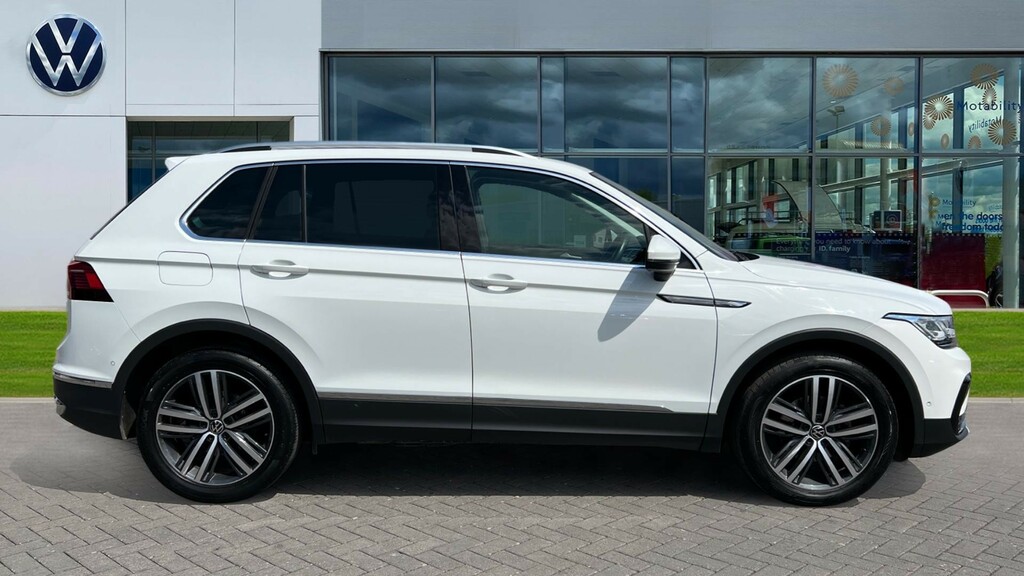 Volkswagen Tiguan Tiguan 1.5 Tsi 150 Elegance Dsg RF23KVV White #4