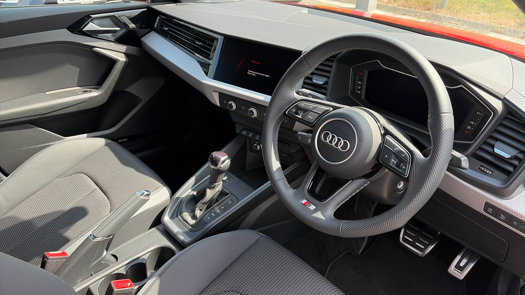Audi A1 A1 30 Tfsi S Line S Tronic KJ25GWZ Red #6