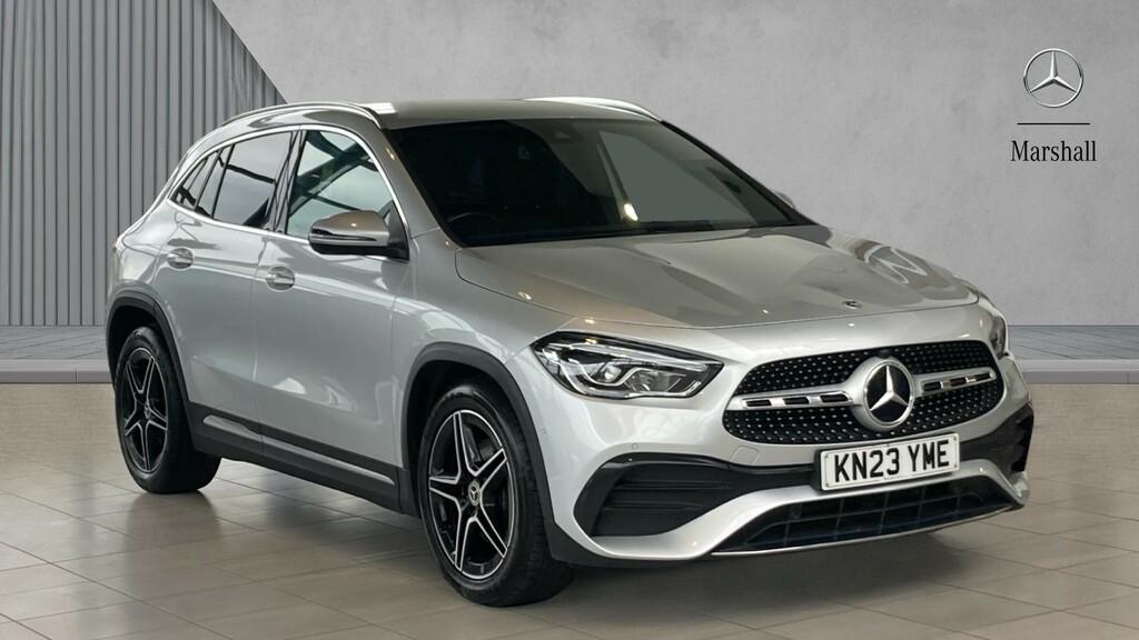 Mercedes-Benz GLA Class Gla 220D 4Matic Amg Line Executive Silver