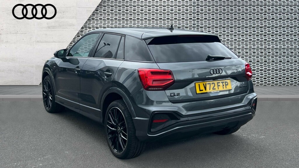 Audi Q2 Q2 35 Tfsi Black Edition S Tronic LV72FTP Grey #3