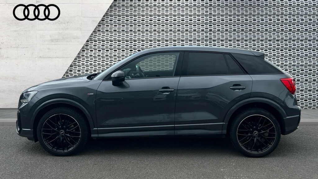 Audi Q2 Q2 35 Tfsi Black Edition S Tronic LV72FTP Grey #4
