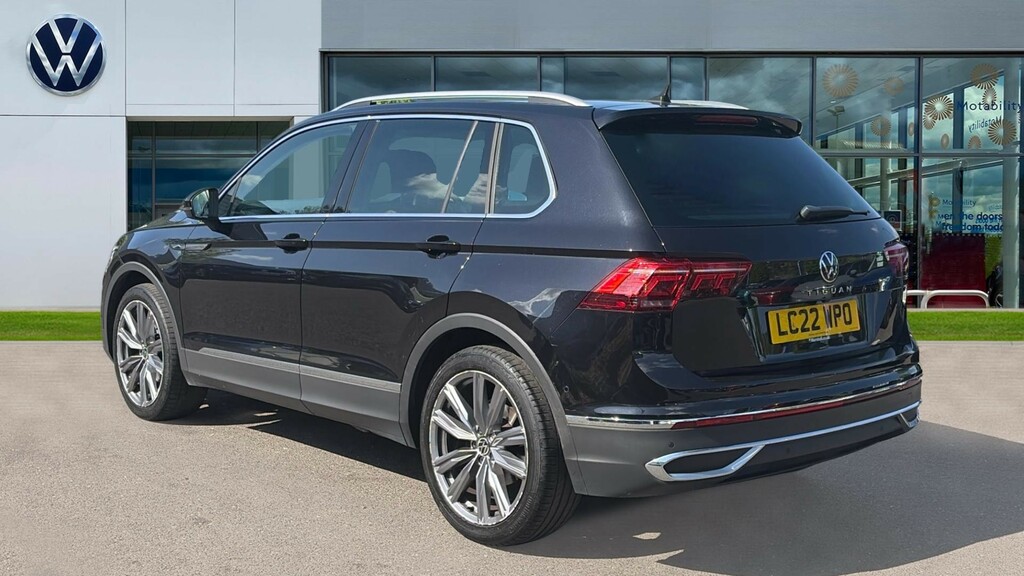 Volkswagen Tiguan Tiguan 1.5 Tsi 150 Elegance Dsg LC22WPO Black #3