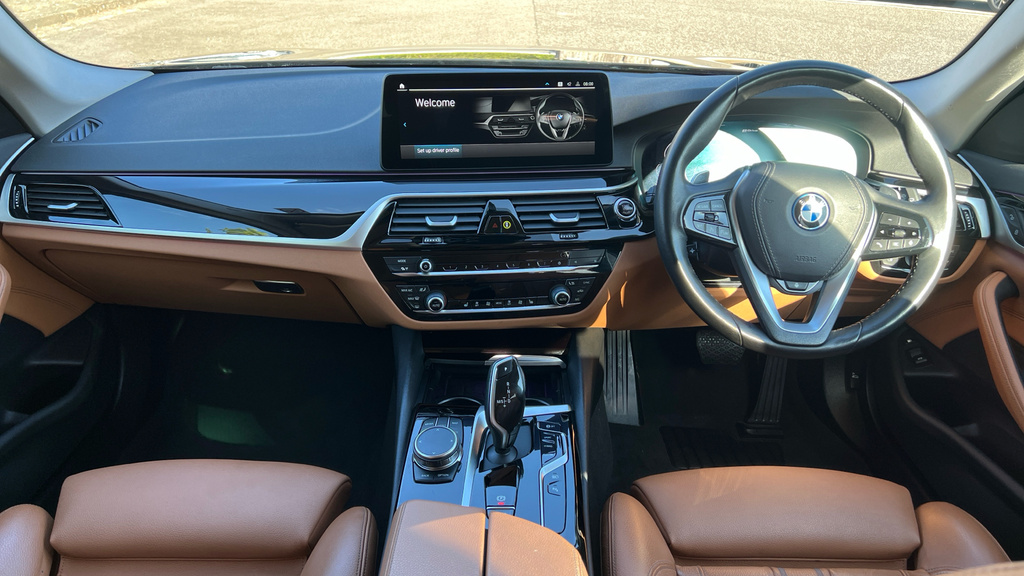 BMW 5 Series 5 Series 530E Se YK23VJW Black #4