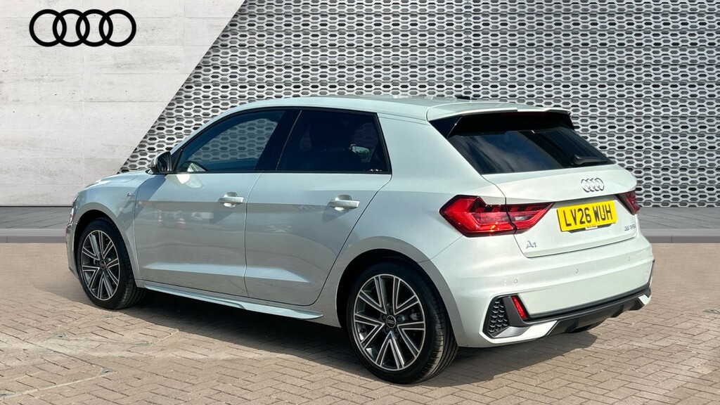 Audi A1 Audi A1 Sportback 35 Tfsi S Line S Tronic LV26WUH Silver #3