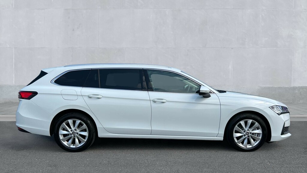 Skoda Superb Superb 1.5 Tsi Iv Se Technology Dsg GK25LGJ White #4