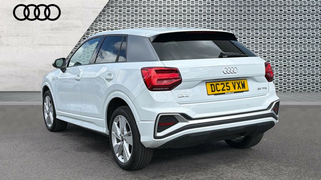 Audi Q2 Q2 35 Tfsi S Line S Tronic DC25VXW White #3