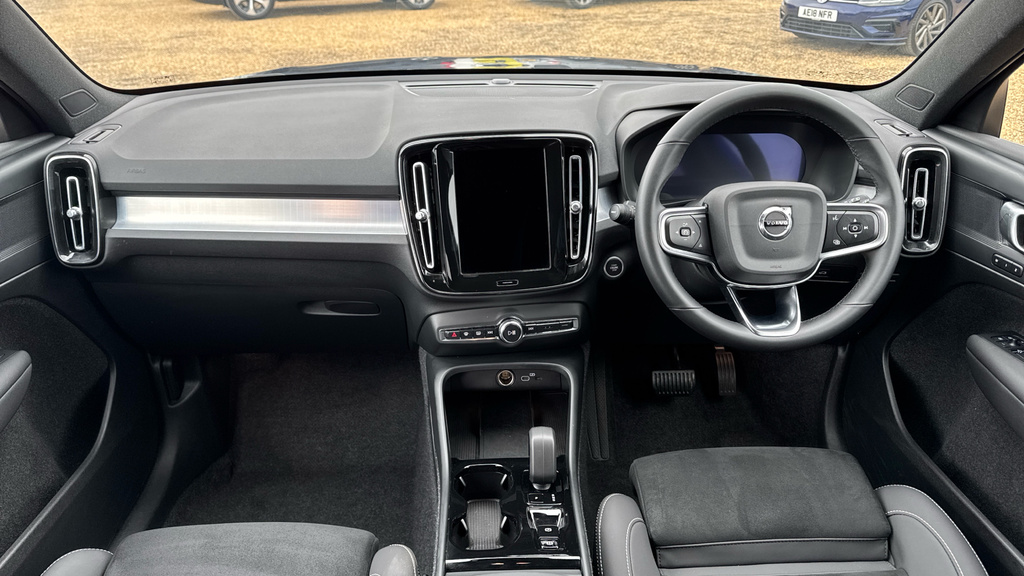 Volvo XC40 Xc40 2.0 B4p Plus Dark RF25NSO Blue #5