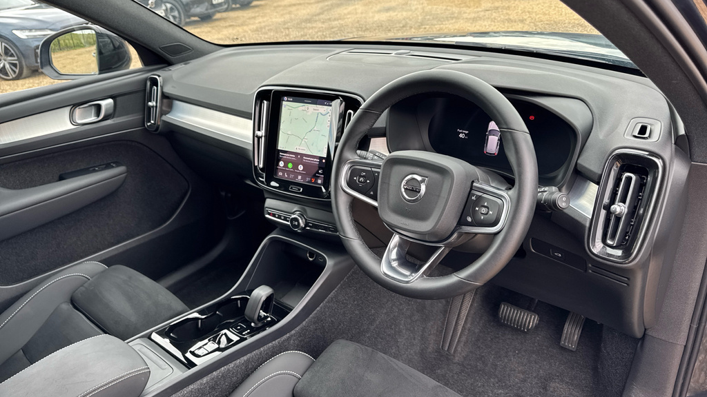 Volvo XC40 Xc40 2.0 B4p Plus Dark RF25NSO Blue #4