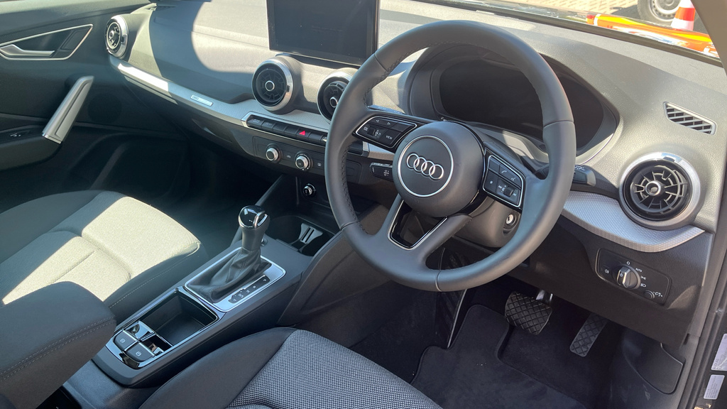 Audi Q2 Audi Q2 Sport 35 Tfsi 150 Ps S Tronic LV26YDY Grey #6