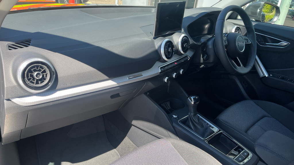 Audi Q2 Audi Q2 Sport 35 Tfsi 150 Ps S Tronic LV26YDY Grey #2