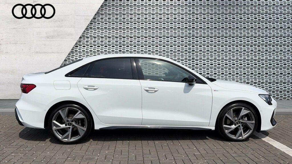 Audi A3 A3 1.5 Tfsi 150 Black Edition S Tronic KJ25GMF White #4
