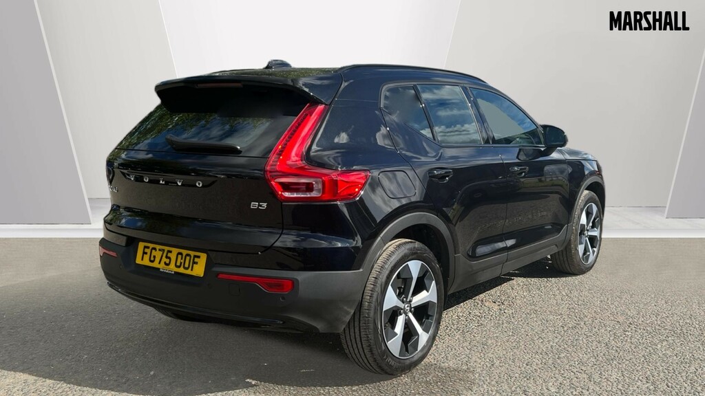 Volvo XC40 Xc40 2.0 B3p Plus Dark FG75OOF Black #2