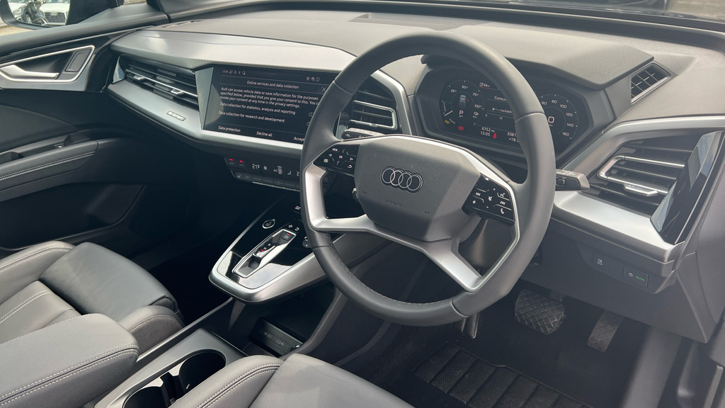 Audi Q4 E Tron Q4 210Kw 45 82Kwh Sport Leather KR75ZNZ #6