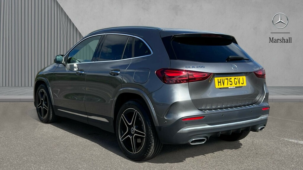 Mercedes-Benz GLA Class Gla 200 Amg Line Executive HV75GVJ Grey #2
