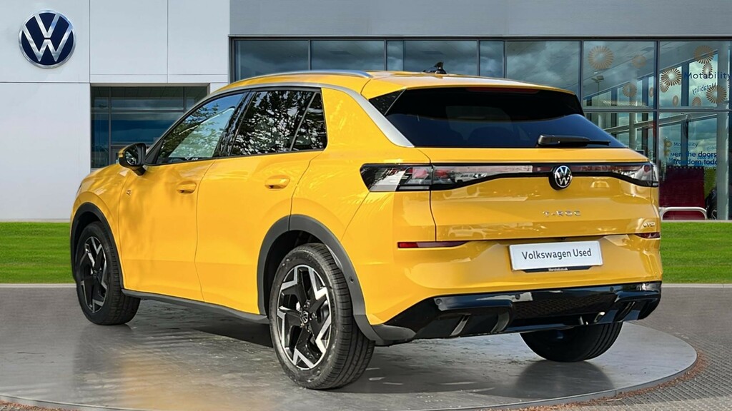 Volkswagen T-Roc Volkswagen T-roc Hatchback 1.5 Etsi 150 R-line KR26TPV Yellow #3