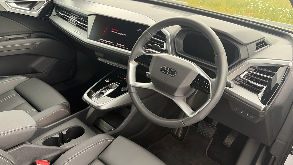 Audi Q4 E Tron Q4 210Kw 45 82Kwh Sport Leather KJ25BCY White #6