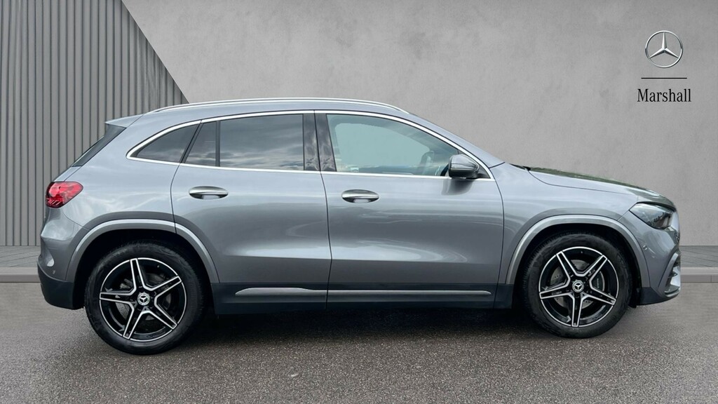 Mercedes-Benz GLA Class Gla 200 Amg Line Executive HV75GVA Grey #4