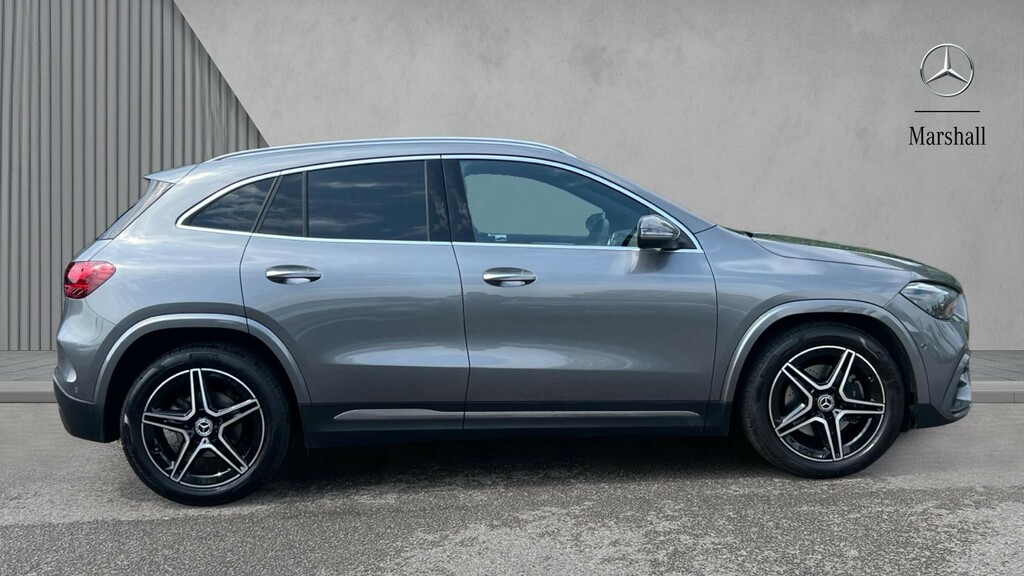 Mercedes-Benz GLA Class Gla 200 Amg Line Executive HV75GVG Grey #4