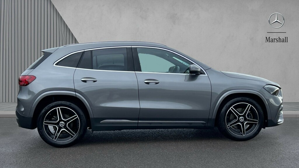 Mercedes-Benz GLA Class Gla 200 Amg Line Executive HV75GVK Grey #4