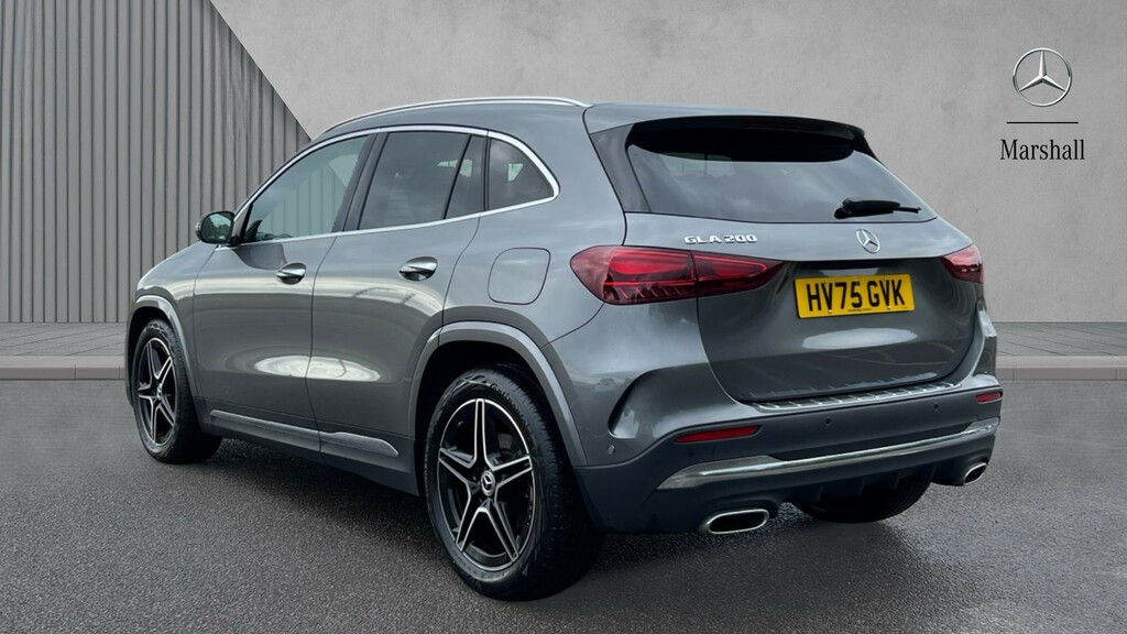 Mercedes-Benz GLA Class Gla 200 Amg Line Executive HV75GVK Grey #2