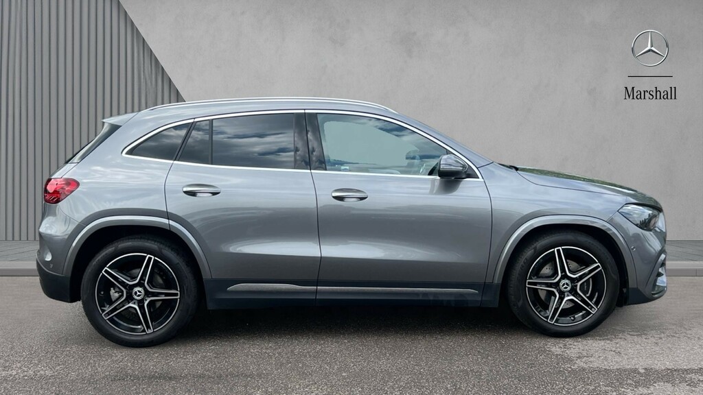 Mercedes-Benz GLA Class Gla 200 Amg Line Executive HV75GVM Grey #4
