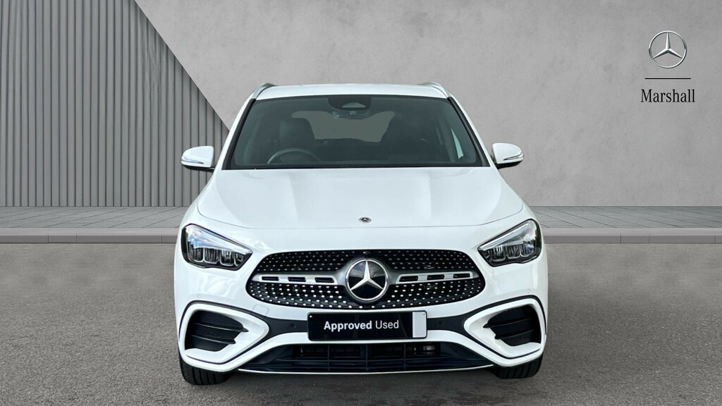 Mercedes-Benz GLA Class Gla 200 Amg Line Executive HV75JVY White #6