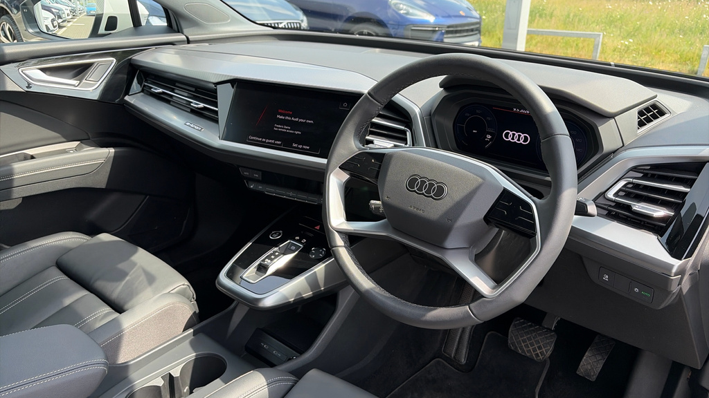 Audi Q4 E Tron Q4 210Kw 45 Quattro 82Kwh Sport Leather KN75WYY White #6