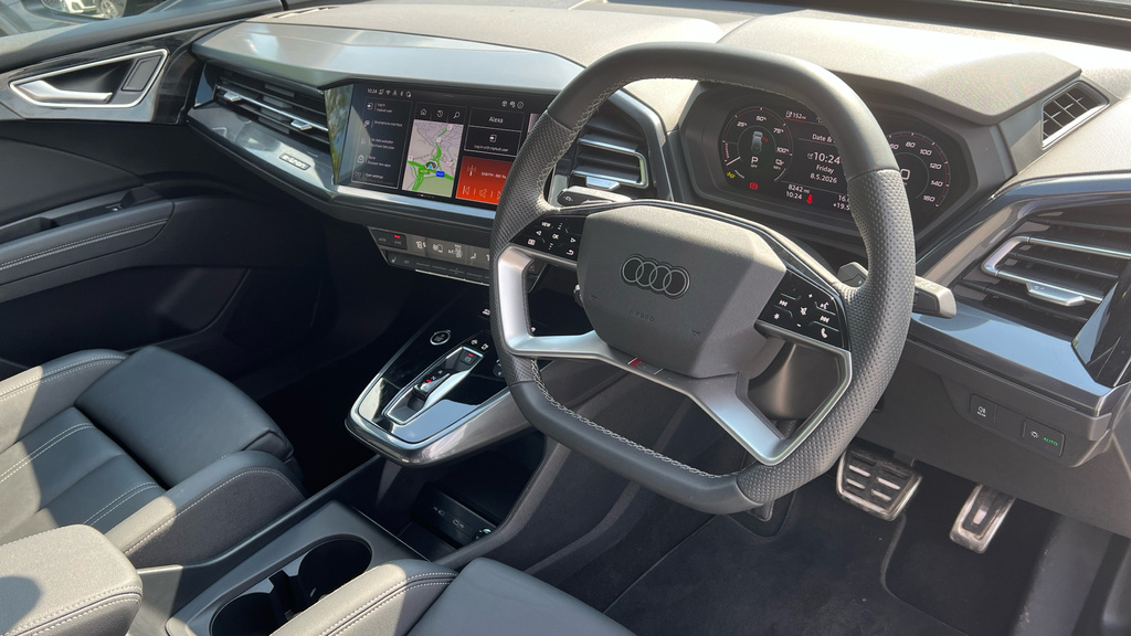 Audi Q4 E Tron Q4 210Kw 45 82Kwh Black Edition KW25YXK Grey #6