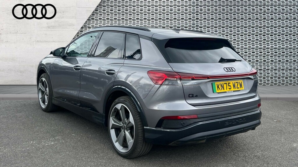 Audi Q4 E Tron Q4 210Kw 45 82Kwh Black Edition KN75WZW Grey #3