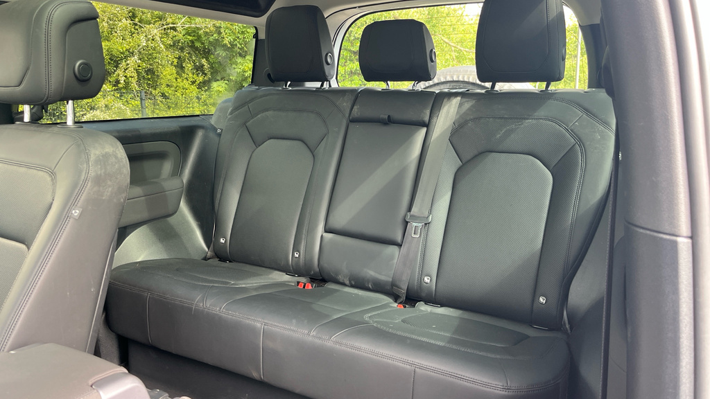 Land Rover Defender 90 Defender 3.0 D250 Hse 90 CF22AZC Silver #4