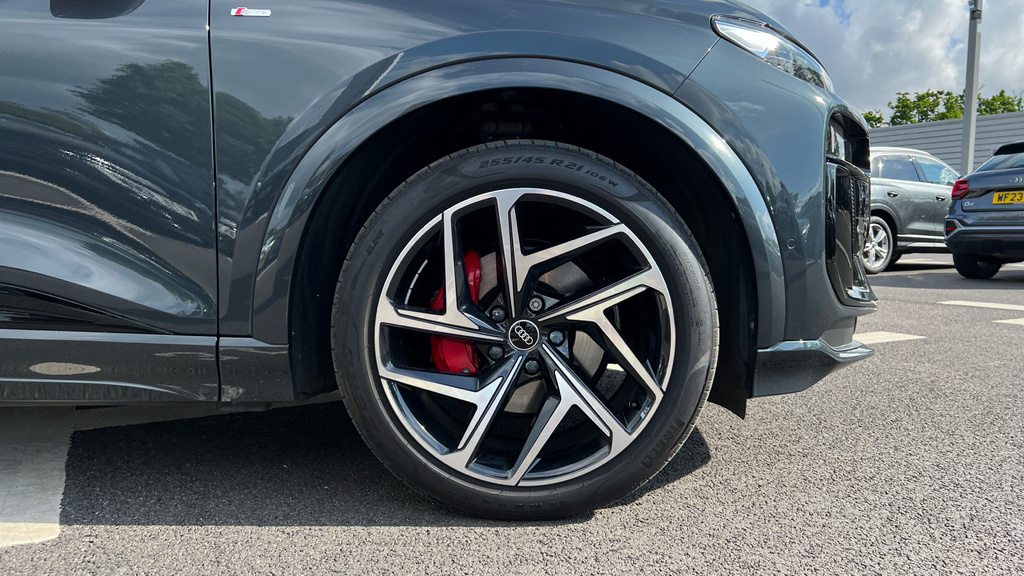 Audi Q6 E-Tron Q6 225Kw Performance 100Kwh Edition 1 KO25XXH Grey #5