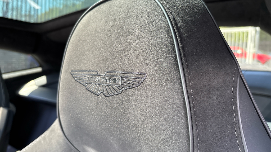 Aston Martin Vanquish Vanquish Coupe White #5