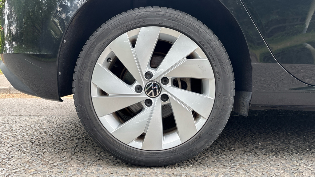 Volkswagen Golf Golf 1.5 Tsi 204 Match Ehybrid Dsg GL25TFZ Black #5