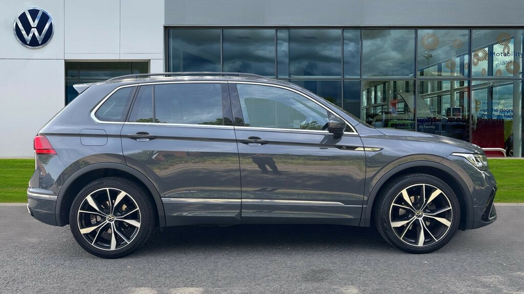 Volkswagen Tiguan Tiguan 1.5 Tsi 150 R-line Dsg RE23JFN Grey #4