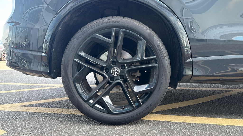 Volkswagen Tiguan Tiguan 1.5 Etsi 150 R-line Dsg KM75CEJ Grey #5