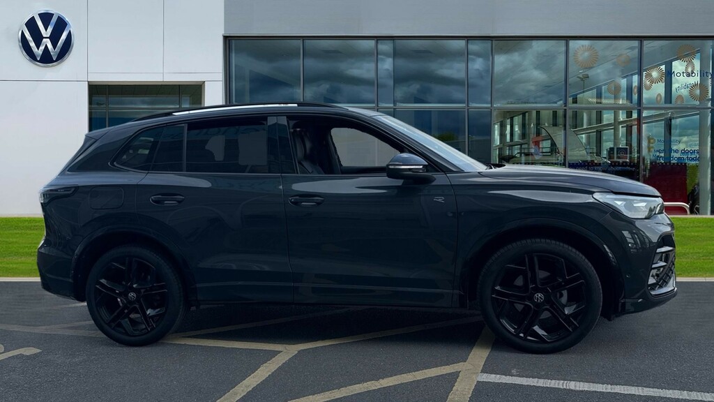 Volkswagen Tiguan Tiguan 1.5 Etsi 150 R-line Dsg KM75CEJ Grey #4