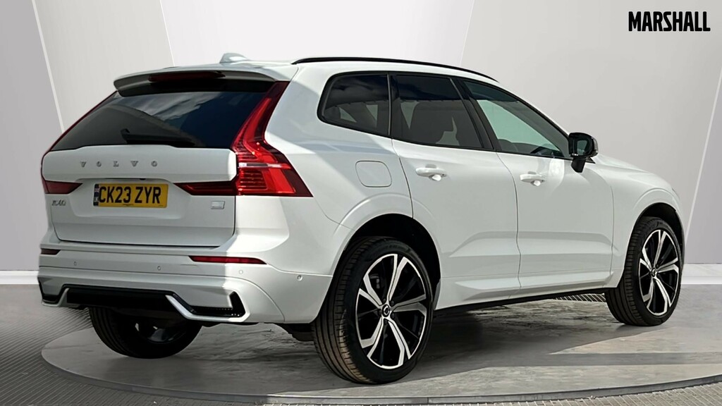 Volvo XC60 Xc60 2.0 T8 455 Rc Phev Ultimate Dark Awd Gt CK23ZYR White #2