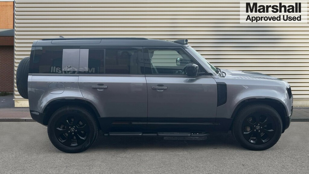 Land Rover Defender 110 Defender 3.0 D300 X-dynamic Se 110 7 Sea KM22ZRF Grey #2