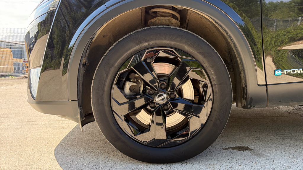 Nissan Qashqai Qashqai 1.5 E-power Kuro Edition FV73GFE Black #4