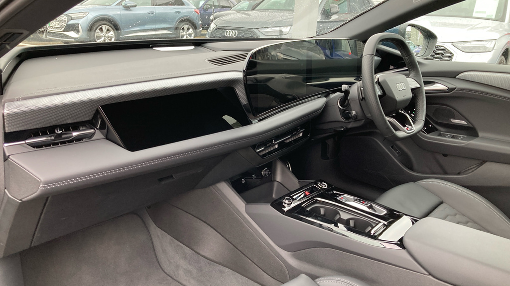 Audi A6 E-tron Avant Audi A6 E-tron Avant 270Kw Performance 100Kwh S Li OV26MUY Blue #2