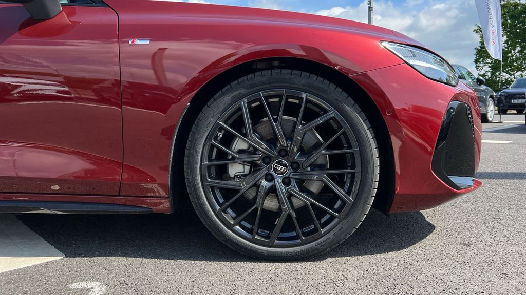 Audi A6 Avant A6 2.0 Tdi Quattro 204 Launch Edition S Tronic Red #5