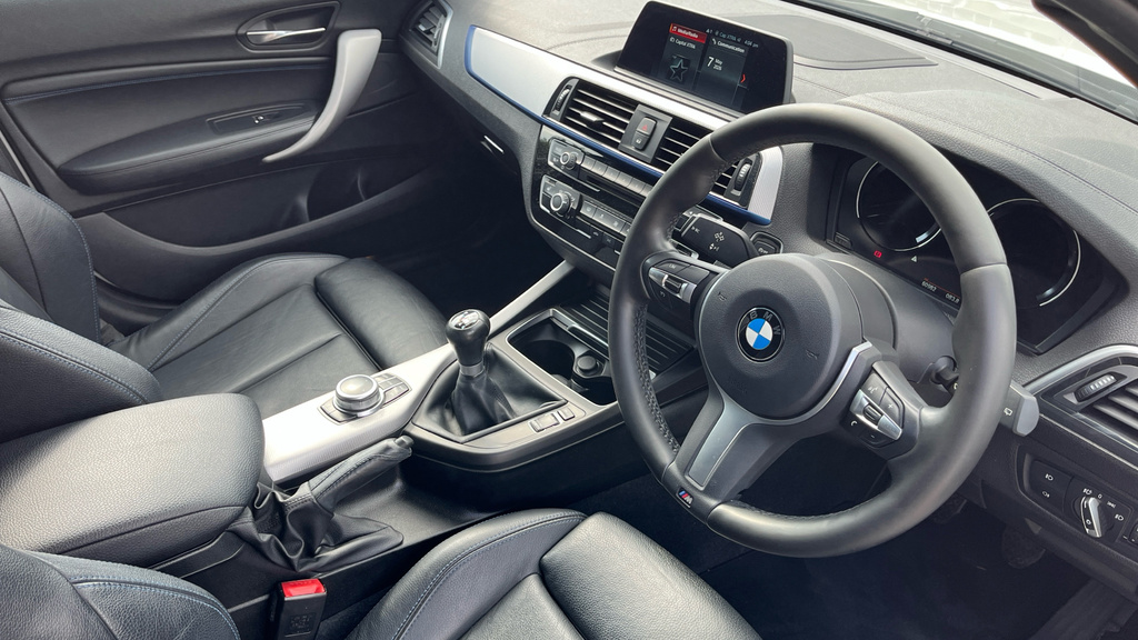 BMW 1 Series 1 Series 118I 1.5 M Sport Shadow Edition WD19WRN White #6