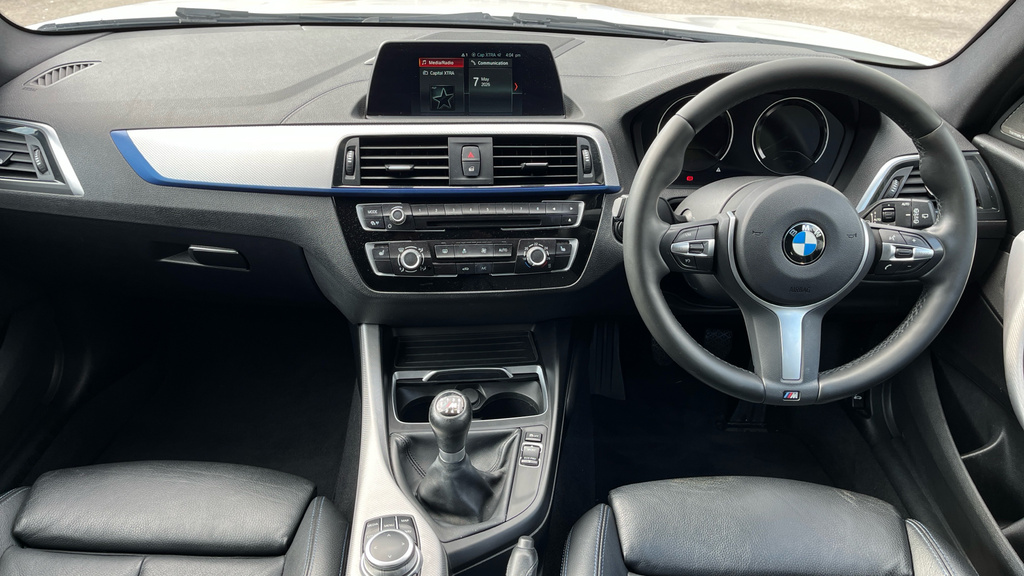 BMW 1 Series 1 Series 118I 1.5 M Sport Shadow Edition WD19WRN White #4